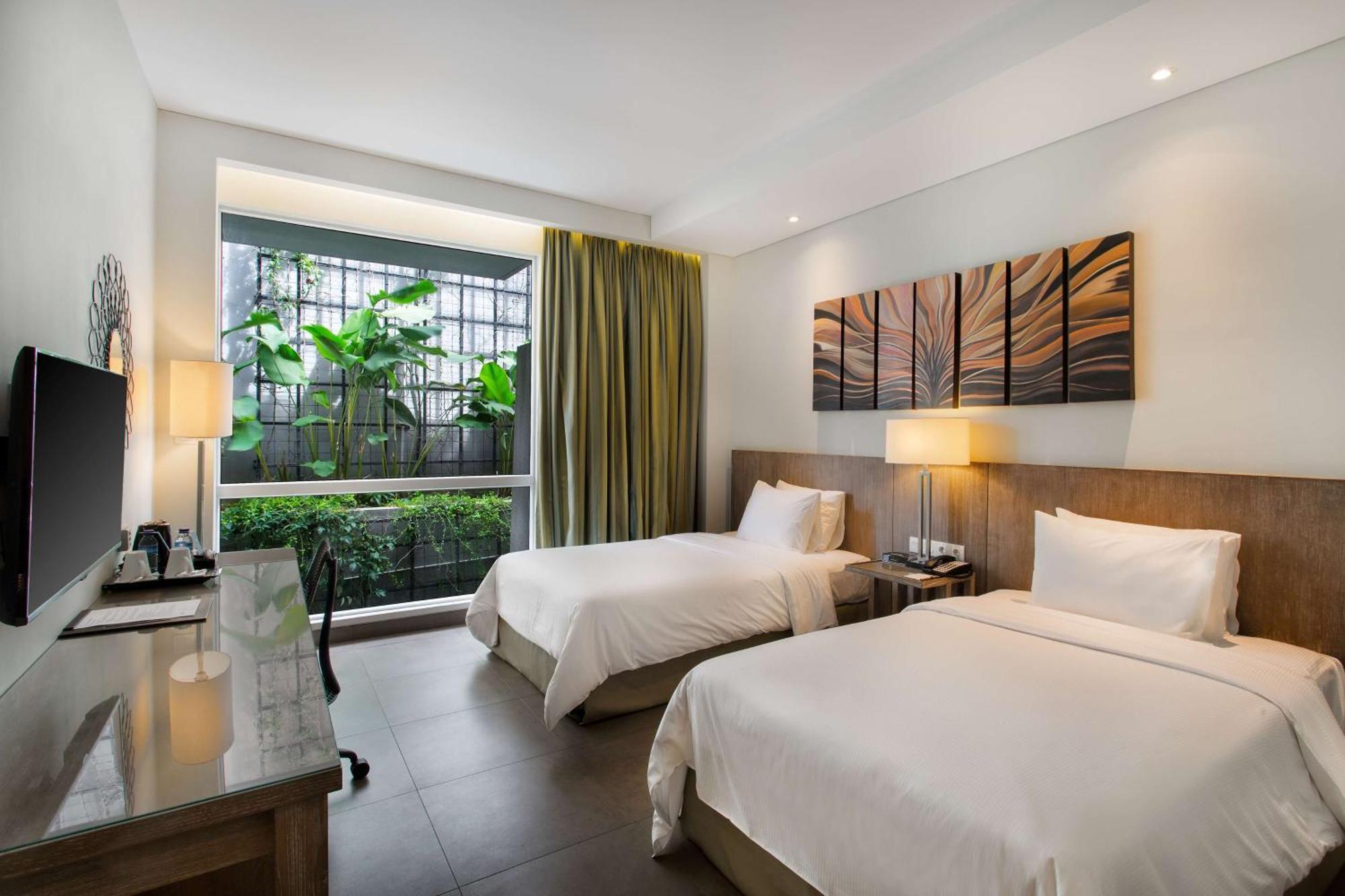 Hilton Garden Bali Ngurah Rai Airport Hotel 4*