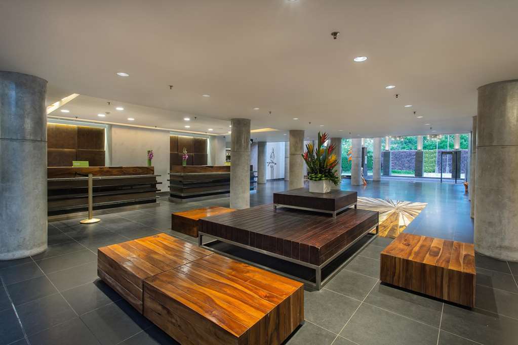 Hilton Garden Bali Ngurah Rai Airport 4*